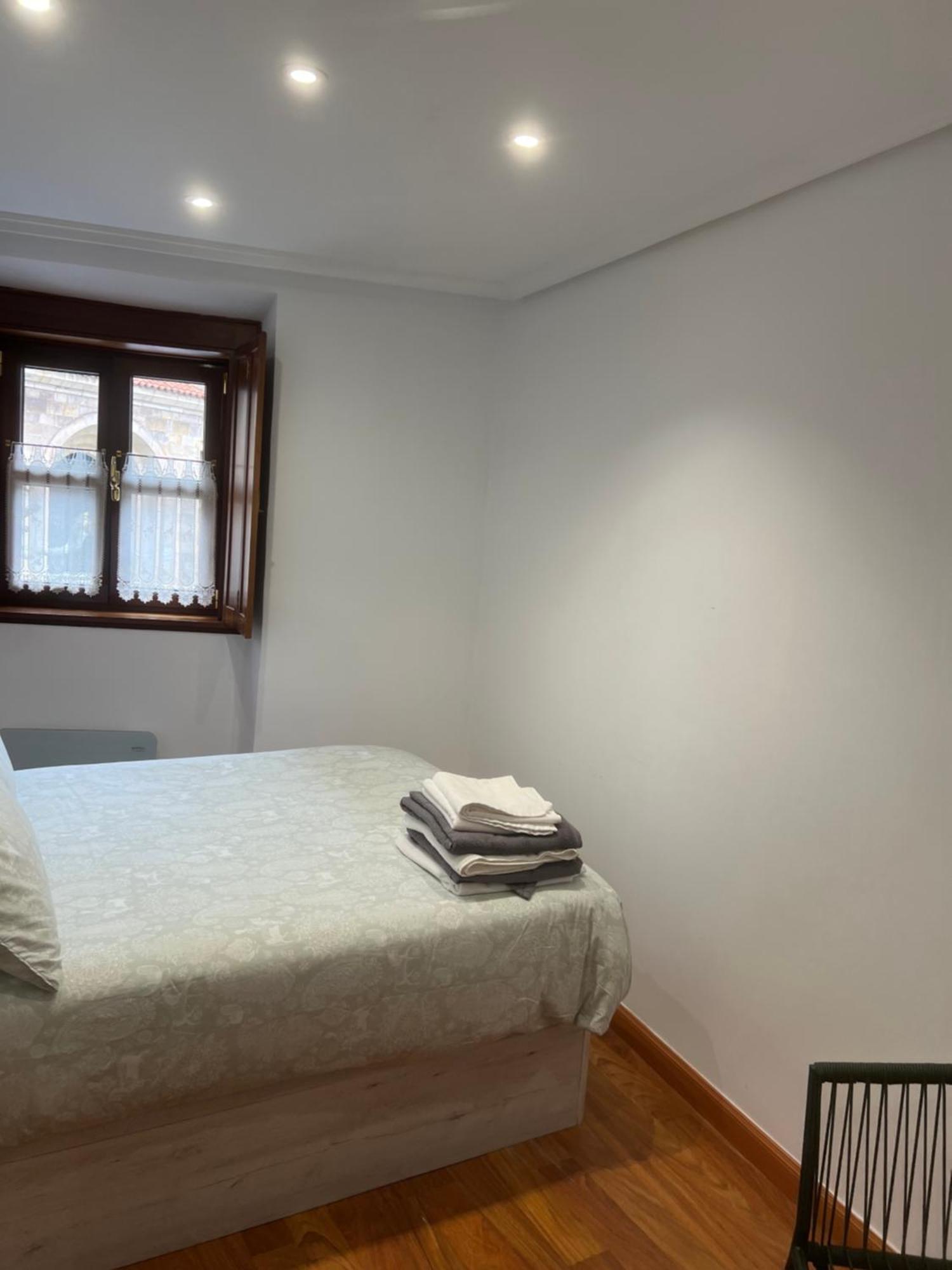 Apartamento Turistico San Nicolas 阿维莱斯 外观 照片