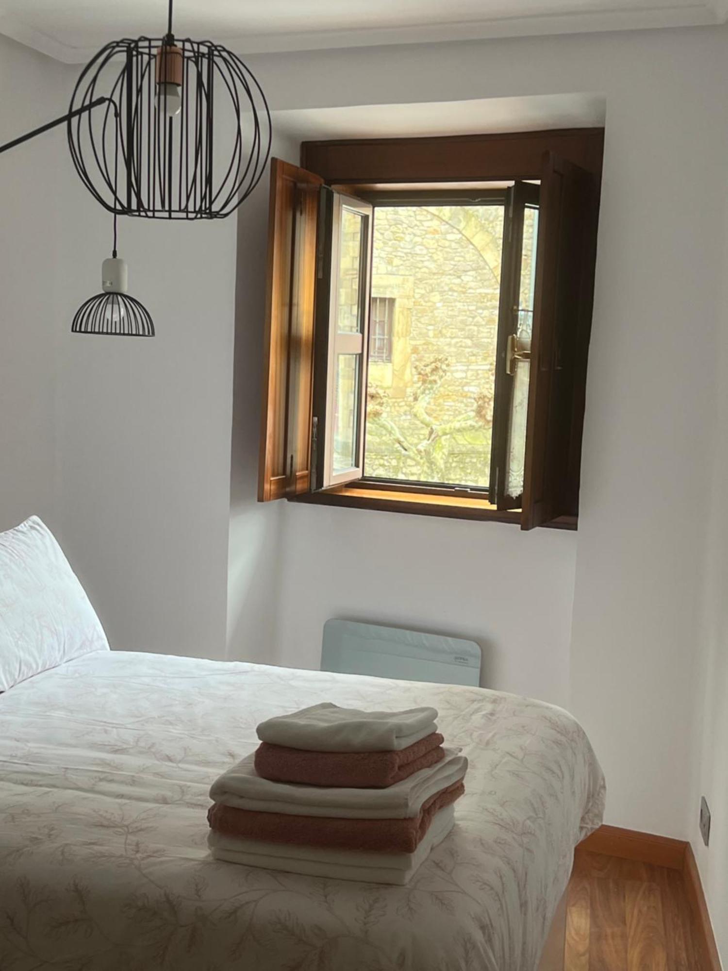 Apartamento Turistico San Nicolas 阿维莱斯 外观 照片