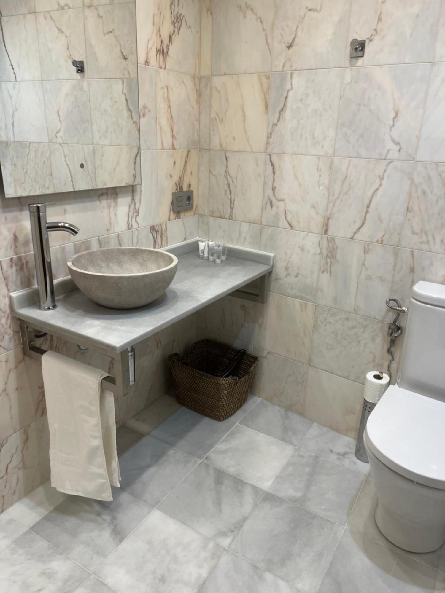 Apartamento Turistico San Nicolas 阿维莱斯 外观 照片